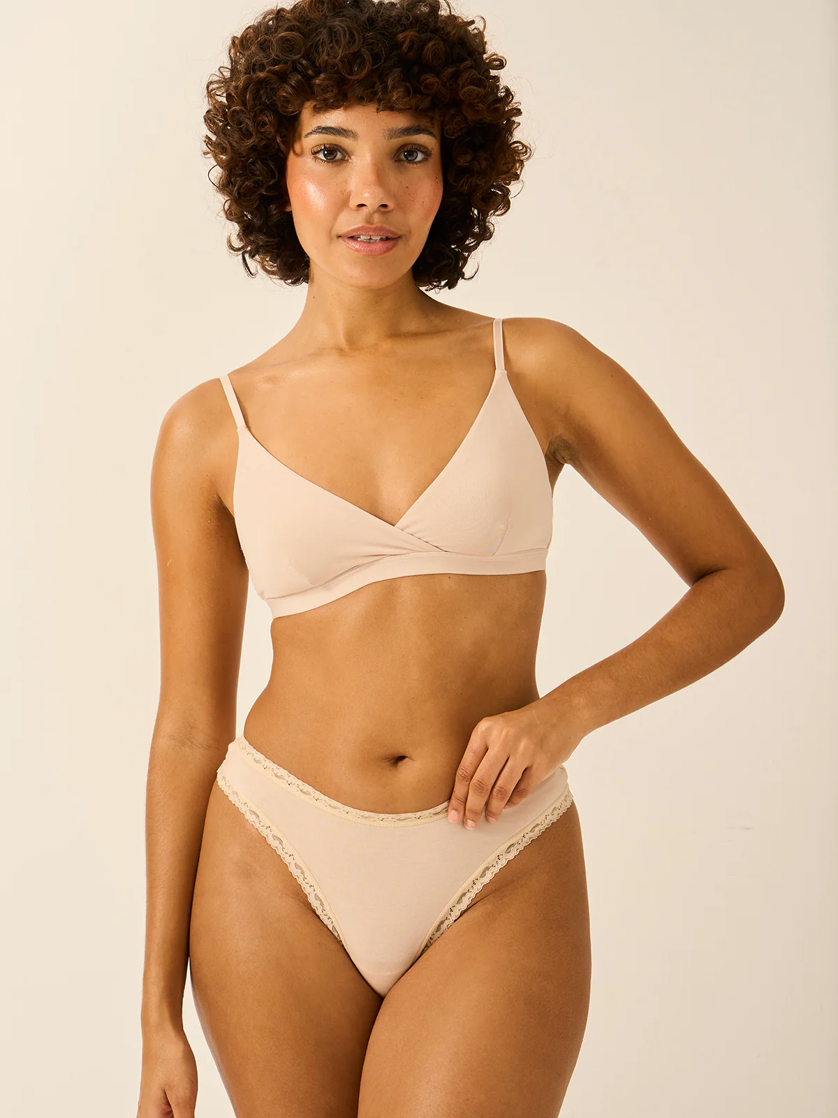 Crossover Bra - Sand - Image 4