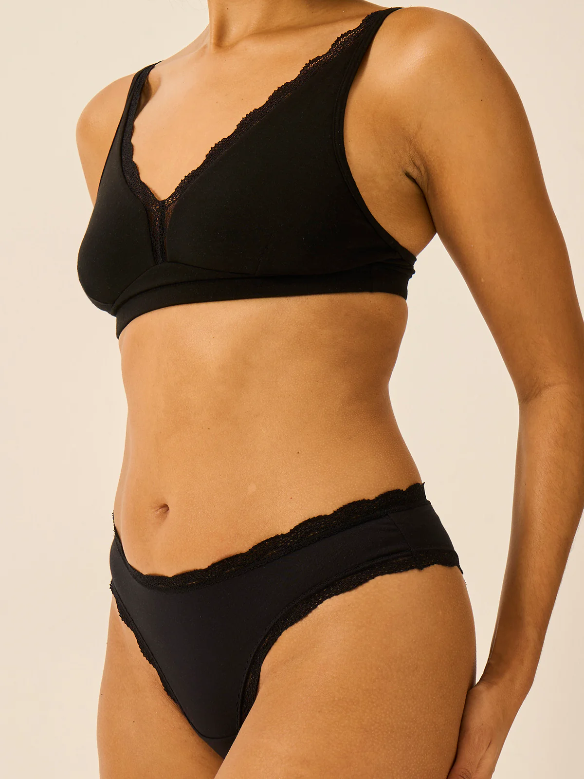Lace Plunge Bra - Black - Image 5