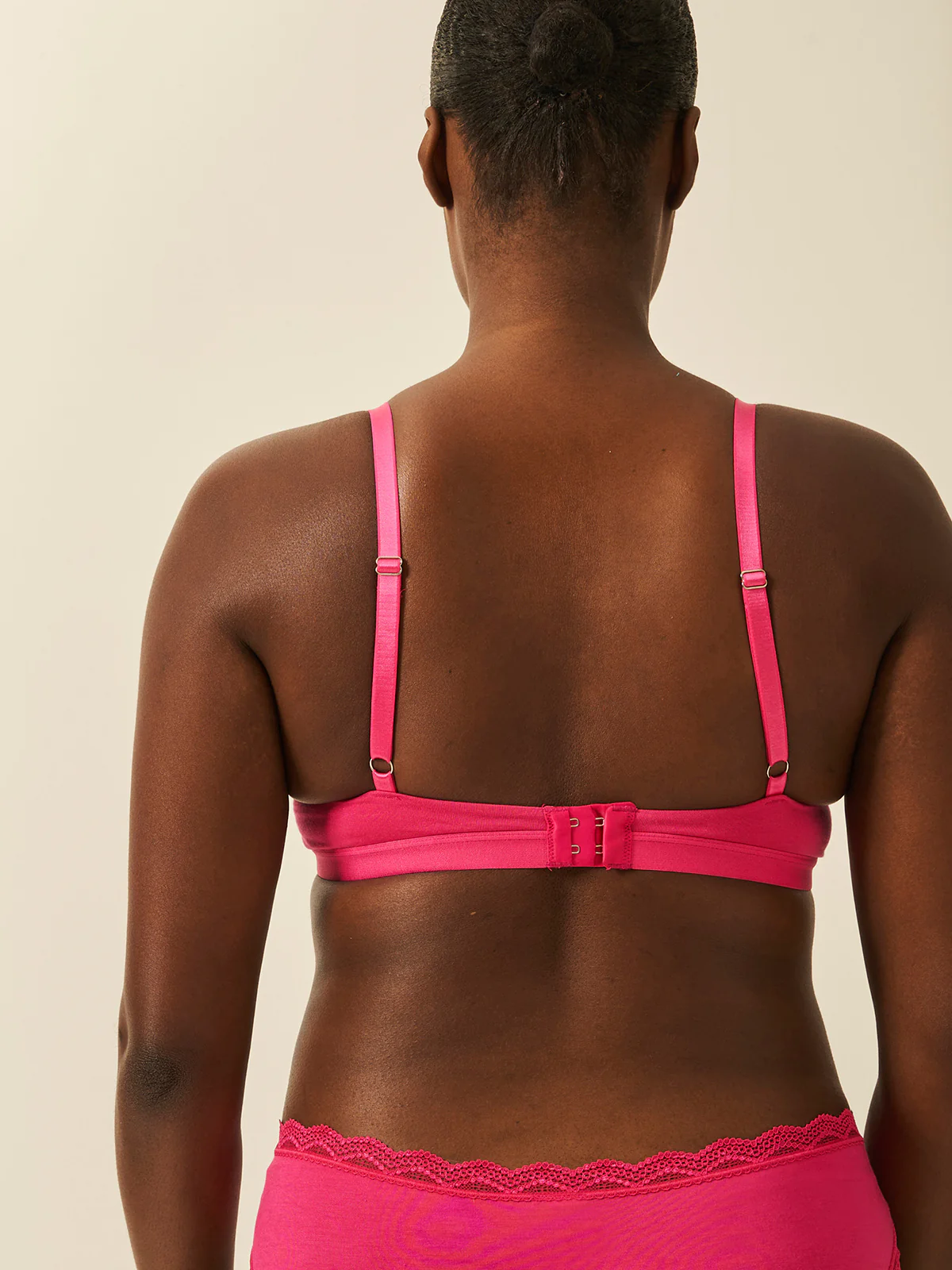 Smooth Sculpt Padded Bra - Raspberry - Image 2