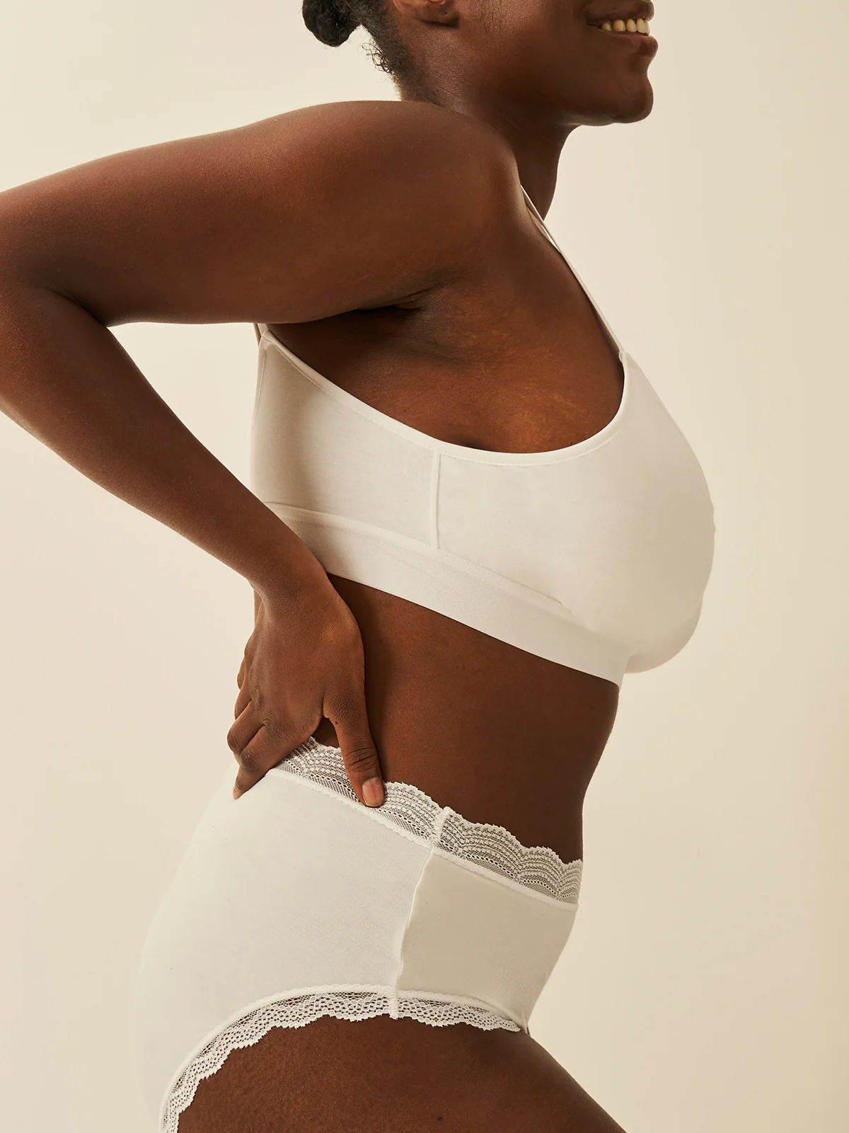 T-Shirt Bra - White - Image 5