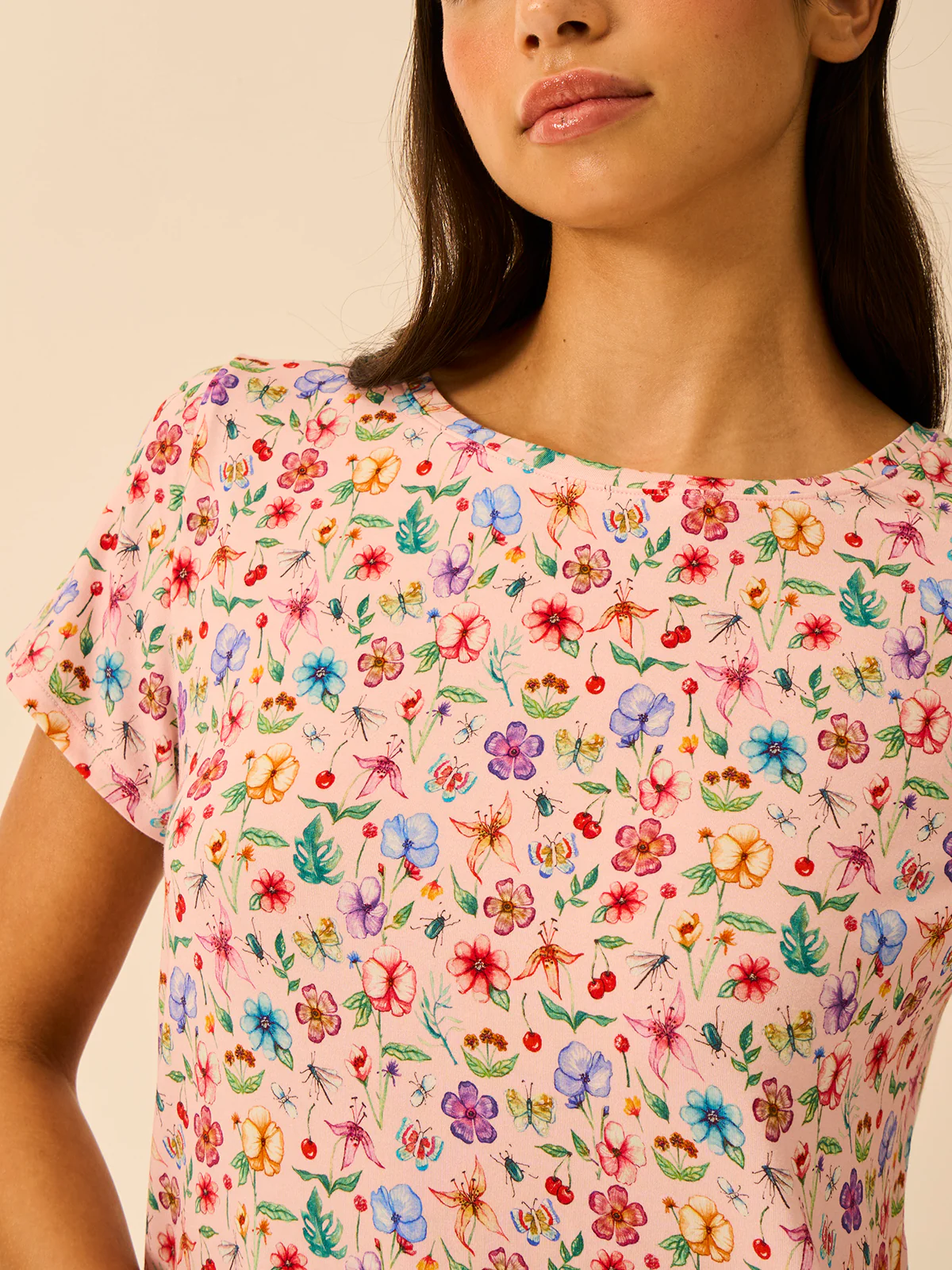 T-shirt & Short Pyjama Set - Ethereal Wildflowers - Image 2